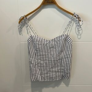 Abercrombie & Fitch Tye up tank top size XS